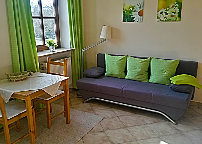 Gaestehaus Am Sonnenhang 아파트 Erbendorf